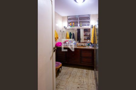 Apartamento à venda com 132m², 3 quartos e sem vagaBanheiro Social