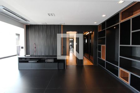 Sala/Cozinha de apartamento para alugar com 2 quartos, 171m² em Moema, São Paulo