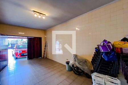 Casa à venda com 360m², 3 quartos e 8 vagasQuarto externo 2