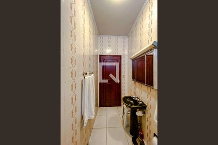 Casa à venda com 360m², 3 quartos e 8 vagasBanheiro