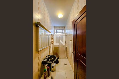 Casa à venda com 360m², 3 quartos e 8 vagasBanheiro