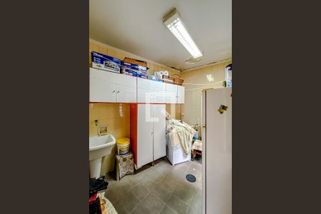 Casa à venda com 360m², 3 quartos e 8 vagasÁrea de Serviço