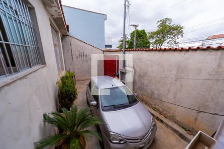 Garagem de casa à venda com 3 quartos, 120m² em Parque Boturussu, São Paulo