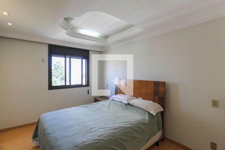 Apartamento à venda com 136m², 4 quartos e 2 vagas Apartamento à venda com 136m², 4 quartos e 2 vagasSuite