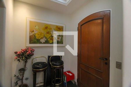 Apartamento à venda com 136m², 4 quartos e 2 vagas Apartamento à venda com 136m², 4 quartos e 2 vagasHall de entrada