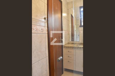 Casa para alugar com 350m², 3 quartos e 4 vagasBanheiro Suíte 3