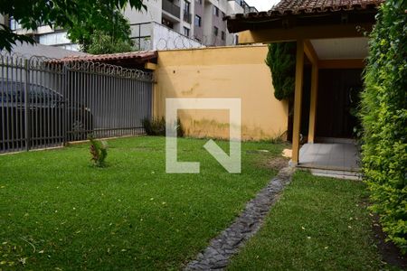 Casa para alugar com 350m², 3 quartos e 4 vagasQuintal
