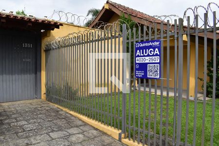 Casa para alugar com 350m², 3 quartos e 4 vagasPlaquinha