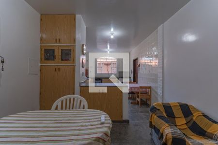 Casa à venda com 363m², 6 quartos e 4 vagasCopa