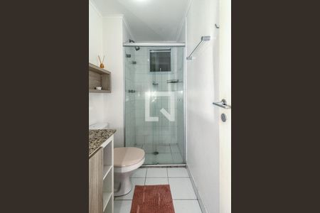 Apartamento à venda com 80m², 3 quartos e 1 vagabanheiro social_2