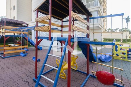 Apartamento à venda com 80m², 3 quartos e 1 vagaplay ground_2