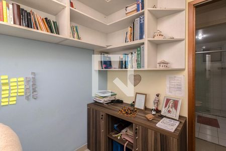 Apartamento à venda com 80m², 3 quartos e 1 vagaquarto1_3