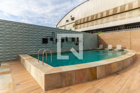 Apartamento à venda com 34m², 2 quartos e sem vagaÁrea comum - Piscina