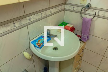 Casa à venda com 150m², 3 quartos e 2 vagasBanheiro