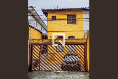 Casa à venda com 150m², 3 quartos e 2 vagasFachada