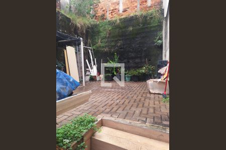 Casa à venda com 180m², 3 quartos e 2 vagas Casa à venda com 180m², 3 quartos e 2 vagasÁrea Externa