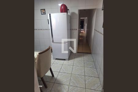 Cozinha de casa à venda com 3 quartos, 180m² em São João Batista, Belo Horizonte