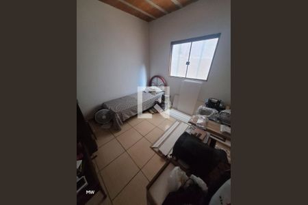 Quarto de casa à venda com 3 quartos, 180m² em São João Batista, Belo Horizonte