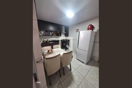Cozinha de casa à venda com 3 quartos, 180m² em São João Batista, Belo Horizonte