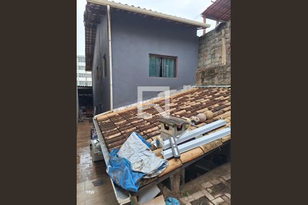Casa à venda com 180m², 3 quartos e 2 vagas Casa à venda com 180m², 3 quartos e 2 vagasÁrea Externa