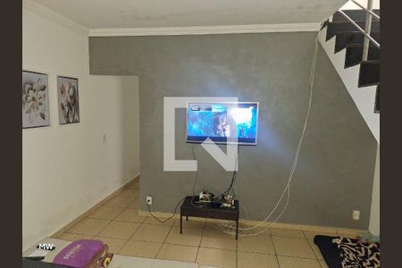 Sala de casa à venda com 3 quartos, 180m² em São João Batista, Belo Horizonte