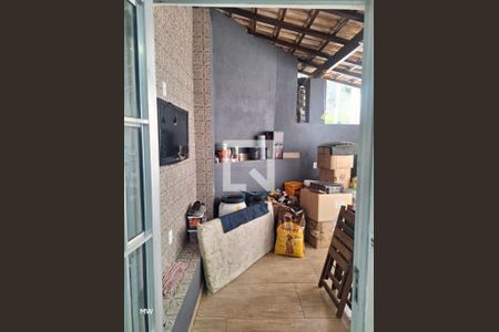 Casa à venda com 180m², 3 quartos e 2 vagas Casa à venda com 180m², 3 quartos e 2 vagasÁrea Externa