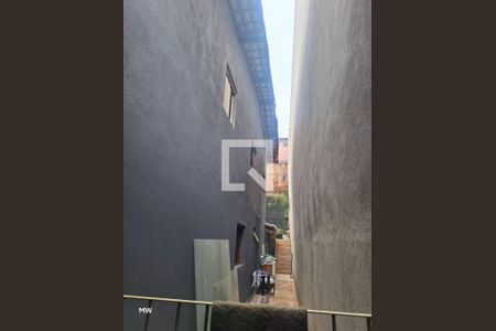 Casa à venda com 180m², 3 quartos e 2 vagas Casa à venda com 180m², 3 quartos e 2 vagasÁrea Externa