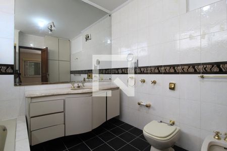 Apartamento para alugar com 190m², 3 quartos e 2 vagasBanheiro da Suíte