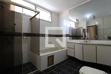 Apartamento para alugar com 190m², 3 quartos e 2 vagasBanheiro da Suíte