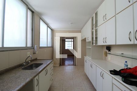 Apartamento para alugar com 190m², 3 quartos e 2 vagasCozinha
