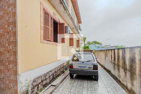 Casa à venda com 210m², 5 quartos e 4 vagas Casa à venda com 210m², 5 quartos e 4 vagasÁrea Externa