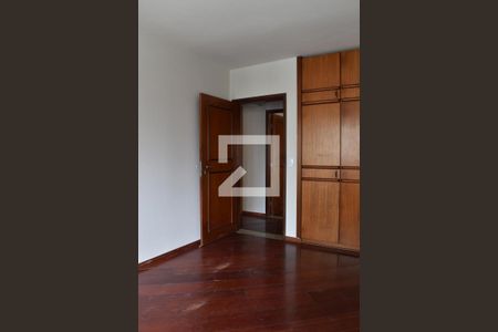 Apartamento para alugar com 130m², 3 quartos e 1 vagaQuarto 2
