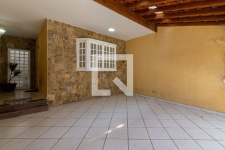Casa à venda com 210m², 3 quartos e 4 vagasGaragem