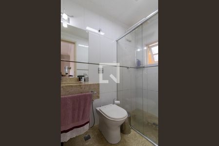 Casa à venda com 210m², 3 quartos e 4 vagasBanheiro da Suíte