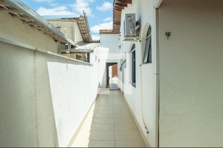 Casa para alugar com 250m², 3 quartos e 4 vagas Casa para alugar com 250m², 3 quartos e 4 vagasQuintal