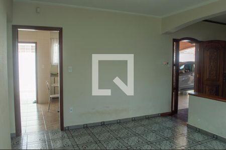 Sala de casa para alugar com 3 quartos, 300m² em Jardim Abaete, Sorocaba