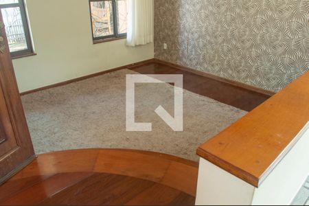 Sala de casa para alugar com 3 quartos, 300m² em Jardim Abaete, Sorocaba
