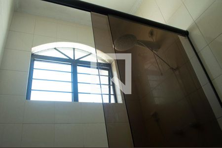 Casa para alugar com 250m², 3 quartos e 4 vagas Casa para alugar com 250m², 3 quartos e 4 vagasBanheiro da Suíte
