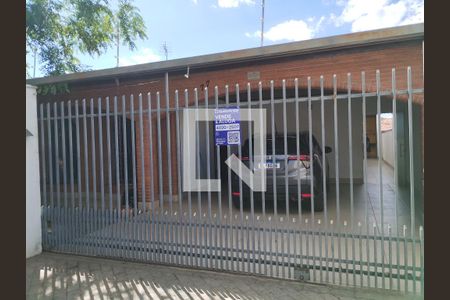 Casa para alugar com 250m², 3 quartos e 4 vagas Casa para alugar com 250m², 3 quartos e 4 vagasPlaca