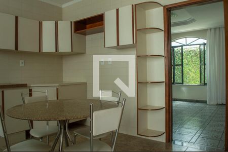 Cozinha de casa para alugar com 3 quartos, 300m² em Jardim Abaete, Sorocaba