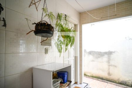 Casa à venda com 120m², 2 quartos e 2 vagas Casa à venda com 120m², 2 quartos e 2 vagasÁrea de Serviço