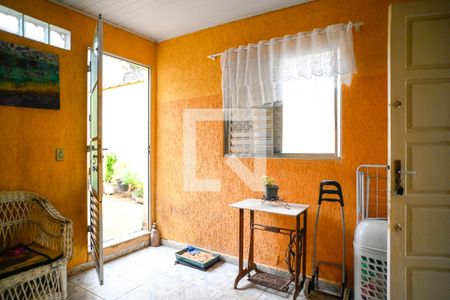 Casa à venda com 120m², 2 quartos e 2 vagas Casa à venda com 120m², 2 quartos e 2 vagasQuarto de Serviço