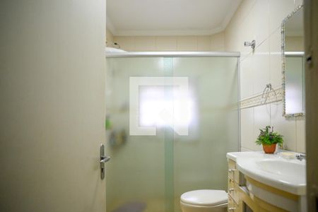 Casa à venda com 120m², 2 quartos e 2 vagas Casa à venda com 120m², 2 quartos e 2 vagasBanheiro