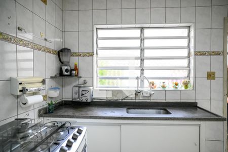 Casa à venda com 120m², 2 quartos e 2 vagas Casa à venda com 120m², 2 quartos e 2 vagasCozinha