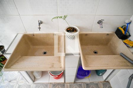 Casa à venda com 120m², 2 quartos e 2 vagas Casa à venda com 120m², 2 quartos e 2 vagasÁrea de Serviço