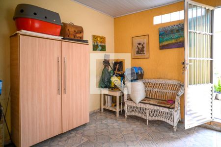 Casa à venda com 120m², 2 quartos e 2 vagas Casa à venda com 120m², 2 quartos e 2 vagasQuarto de Serviço