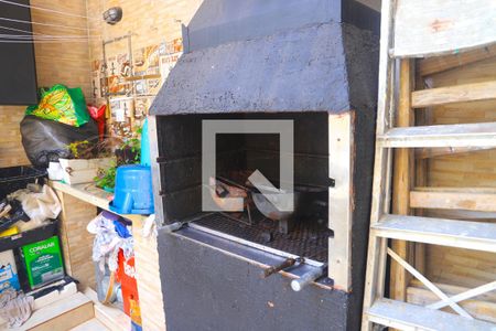 Casa para alugar com 80m², 2 quartos e 1 vagaQuintal