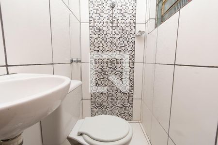 Casa à venda com 360m², 5 quartos e 6 vagas Casa à venda com 360m², 5 quartos e 6 vagasCasa Superior - Lavabo