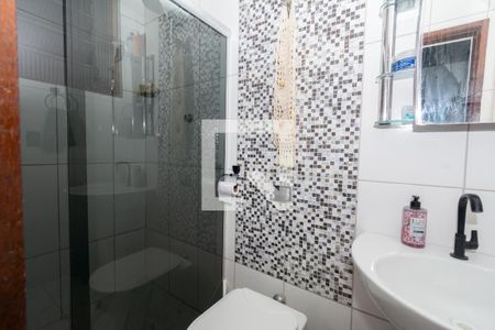 Casa à venda com 360m², 5 quartos e 6 vagas Casa à venda com 360m², 5 quartos e 6 vagasBanheiro da Suíte