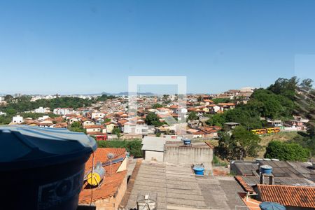 Casa à venda com 360m², 5 quartos e 6 vagas Casa à venda com 360m², 5 quartos e 6 vagasVista